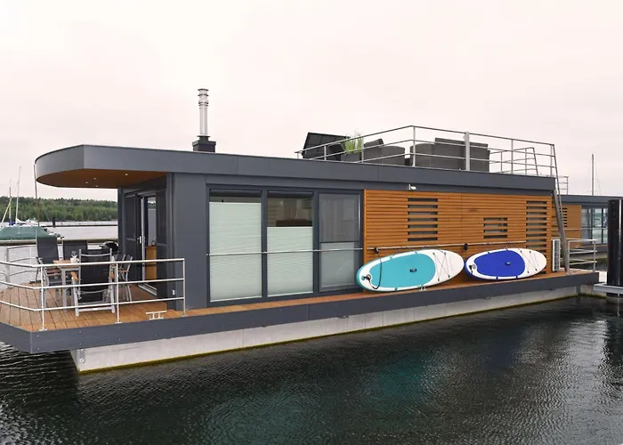 Hausboot Dolce Am Baerwaldersee By Interhome * Klitten