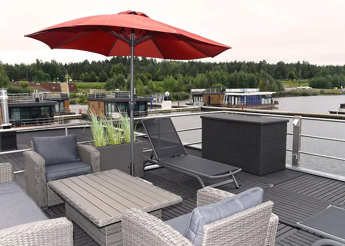 Hausboot Dolce Am Baerwaldersee By Interhome